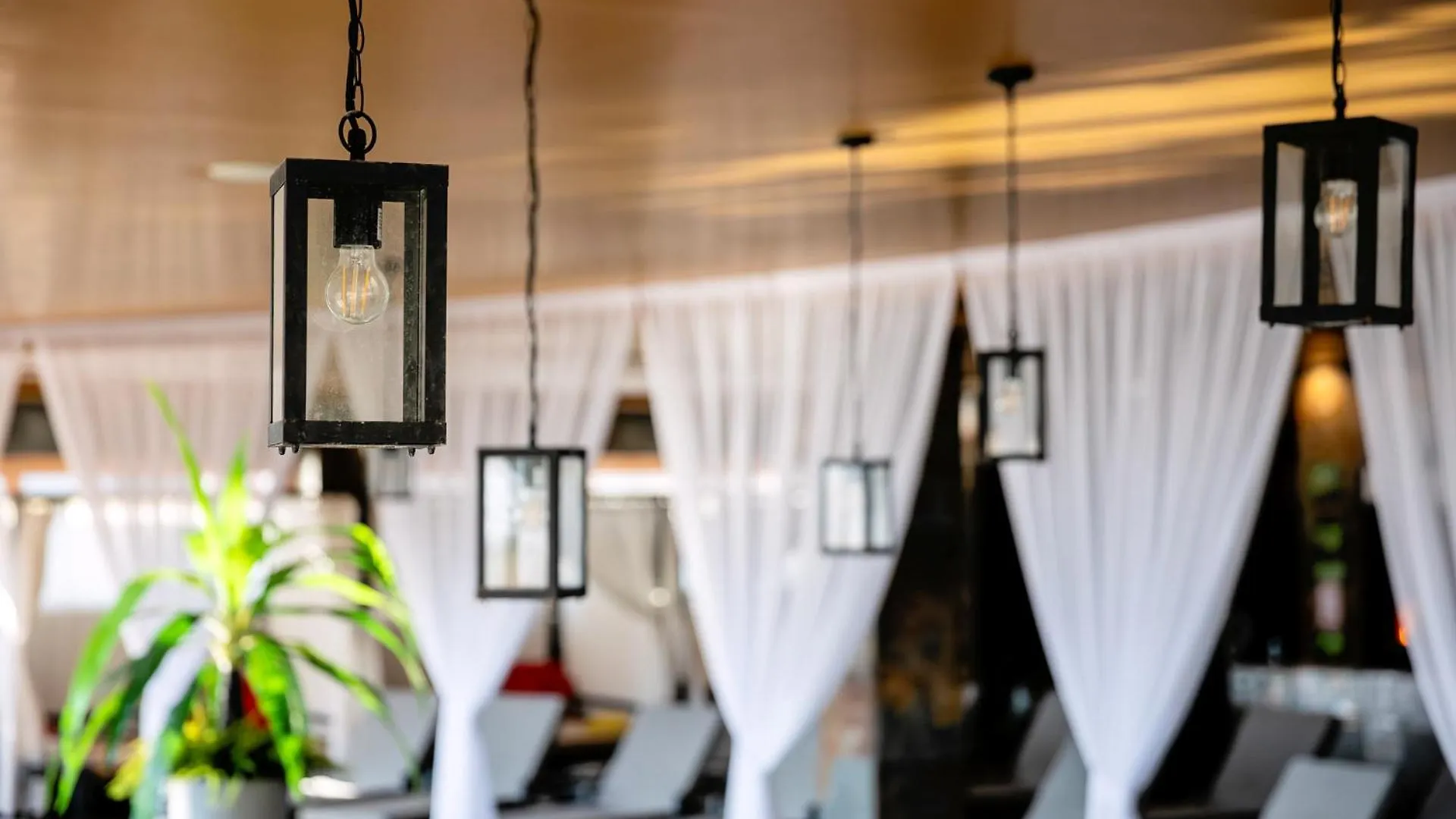 Allure Healthy Hotel & Spa Eger